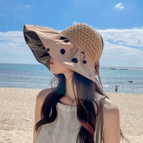  韓国ファッション オシャレ 服 春 服 夏 服 切り替え 配色 ドット柄帽子