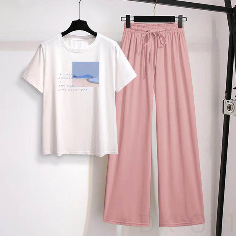 ホワイト/Tシャツ+ピンクパンツ