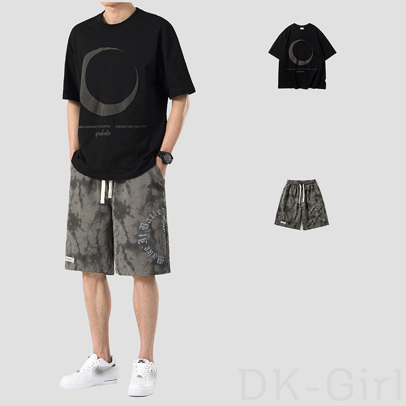 ブラック/Tシャツ+グレー/パンツ