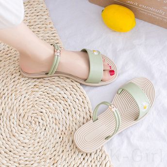 夏PU丸トゥカジュアルキュートシンプル刺繍サンダル