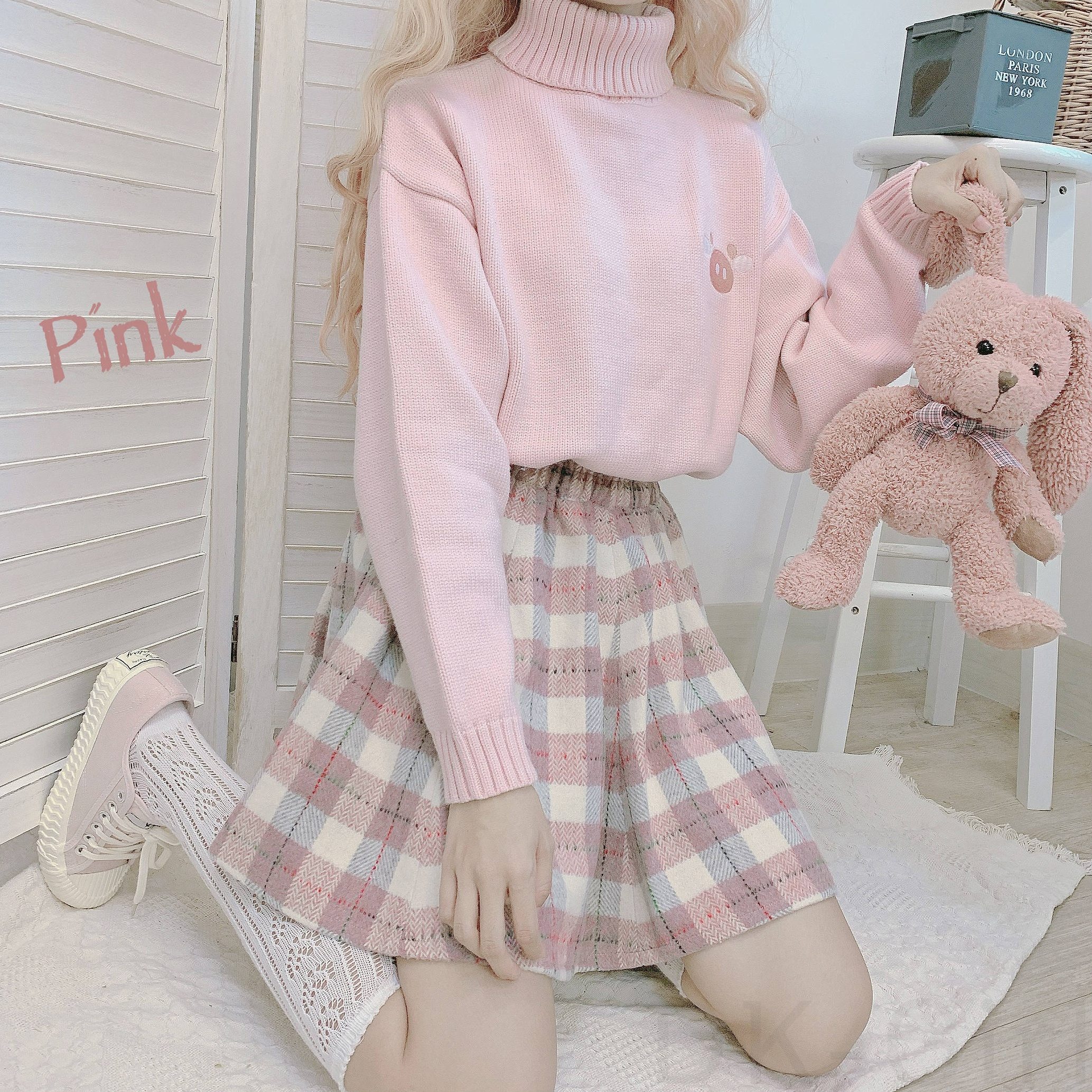 ピンク/セーター+ピンク/スカート(ショート丈)