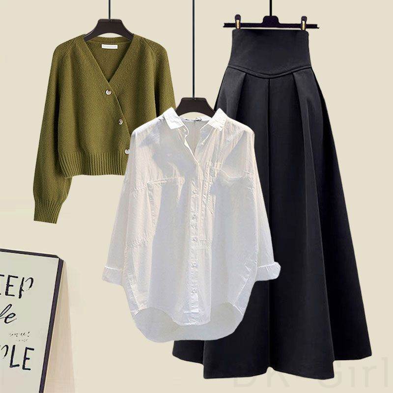 ホワイト/シャツ+グリーン/ニット.セーター+ブラック/スカート
